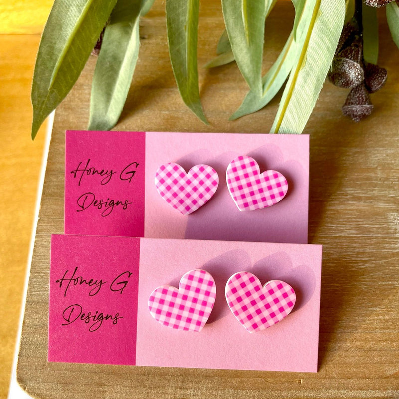 GINGHAM HEART STUDS - PINK